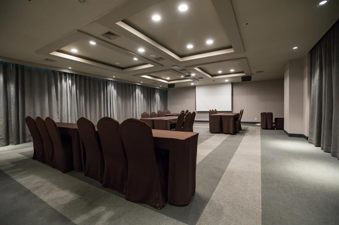 Bears Town Hotel Pocheon Exterior foto